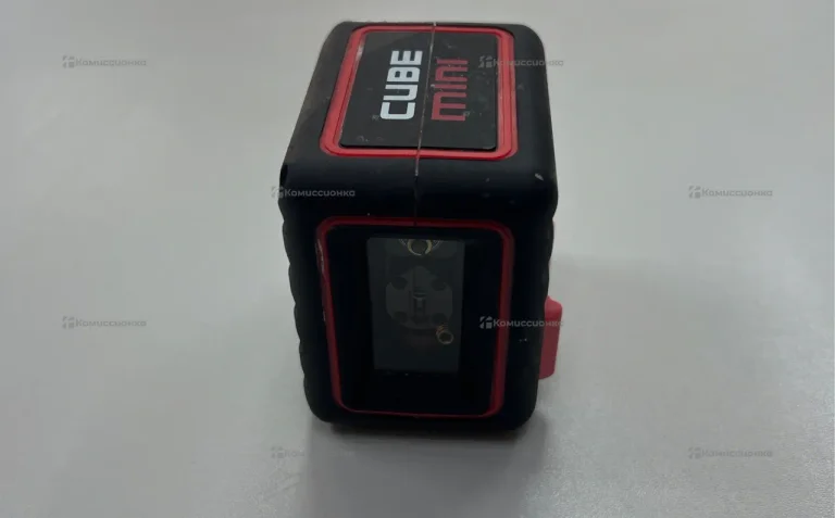 Лазерный уровень CUBE MINI Laser class 2
