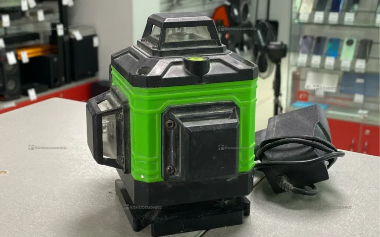 Лазерный уровень PABK 16 линий