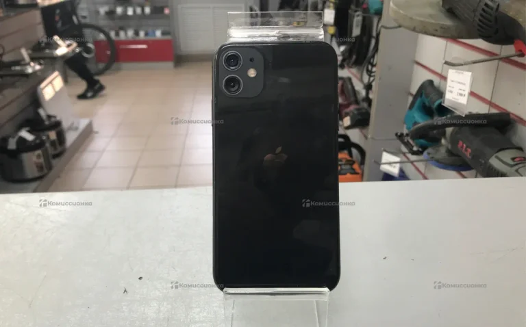 Apple iPhone 11 4/128 ГБ