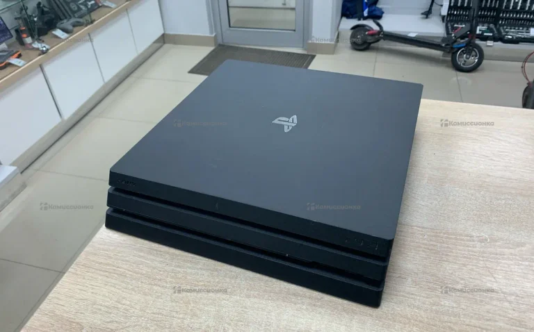 Приставка PS4. Pro 1 Tb.