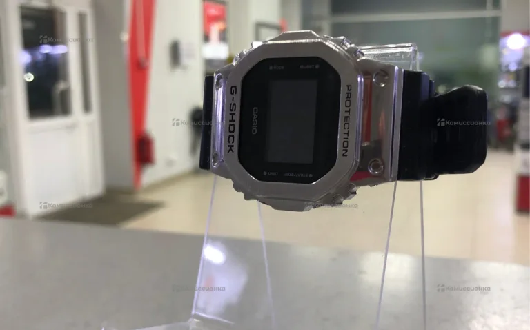 Часы G-shock GM-5600 U