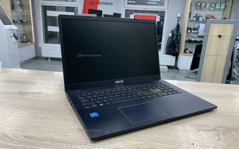 Ноутбук  Asus vivo book r522m