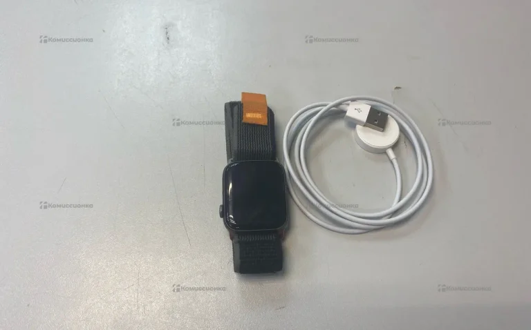 Часы  Apple Watch 5 44 mm