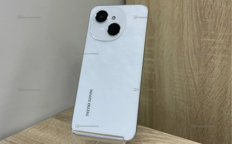 Tecno Spark Go 1 4/128 ГБ