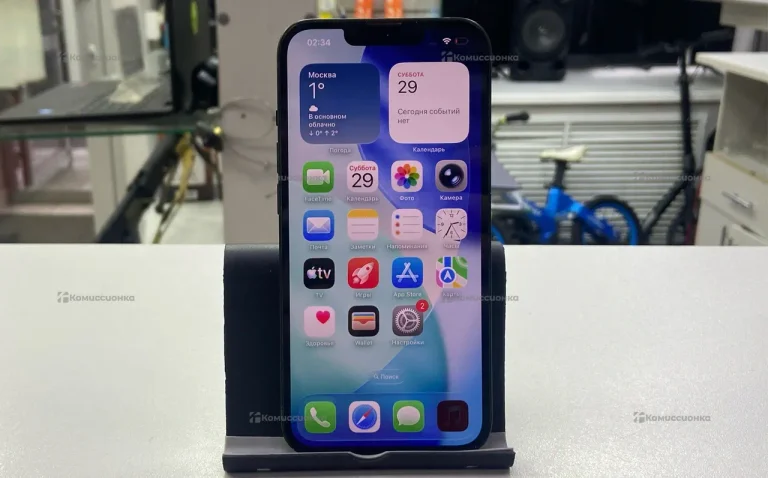 Apple iPhone 13 4/128 ГБ