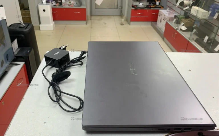 Ноутбук  asus sonicmaster rtl8821ce