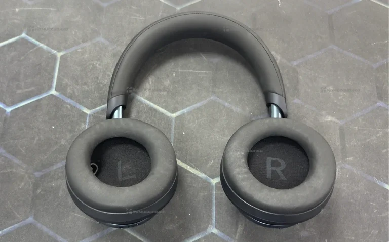 Наушники Soundcore Space One