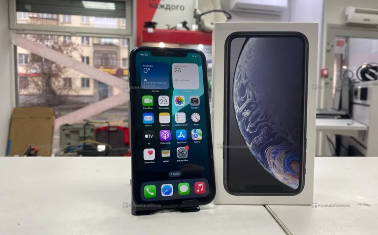 Apple iPhone XR 3/64 ГБ