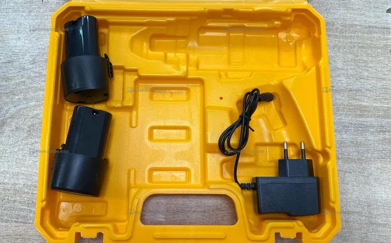 Шуруповерт magnet mg303 18v-2.0 с набором