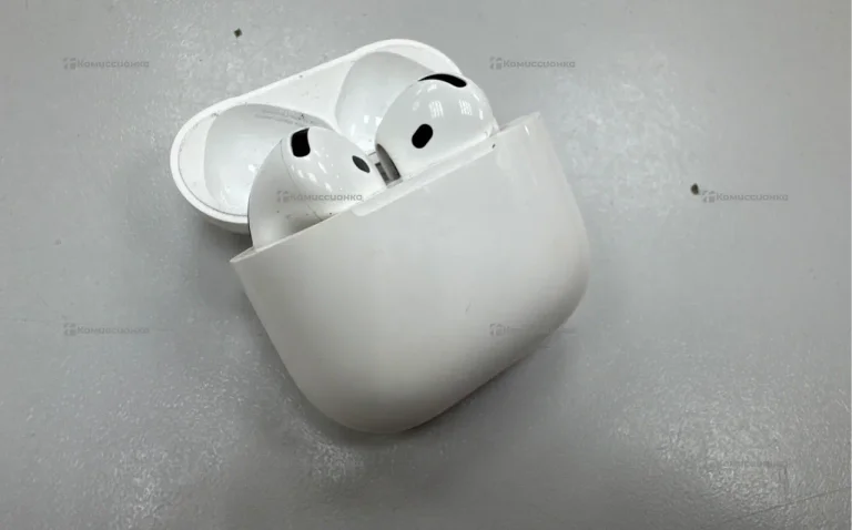 Наушники Apple AirPods 4