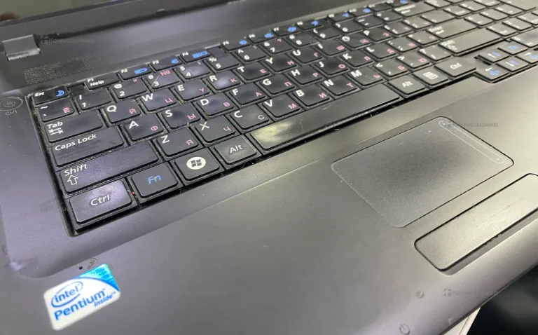 Ноутбук Samsung dual core t4200/3gb/250ssd