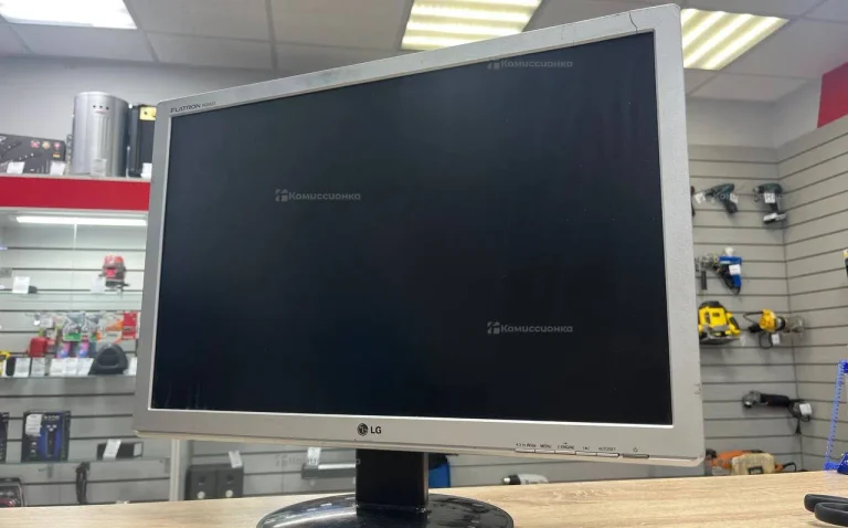 Монитор LG Flatron W2242S