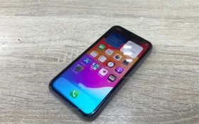 Apple iPhone 11 4/64 ГБ