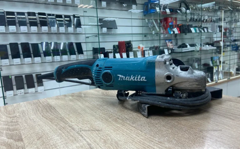 Ушм makita GA9050