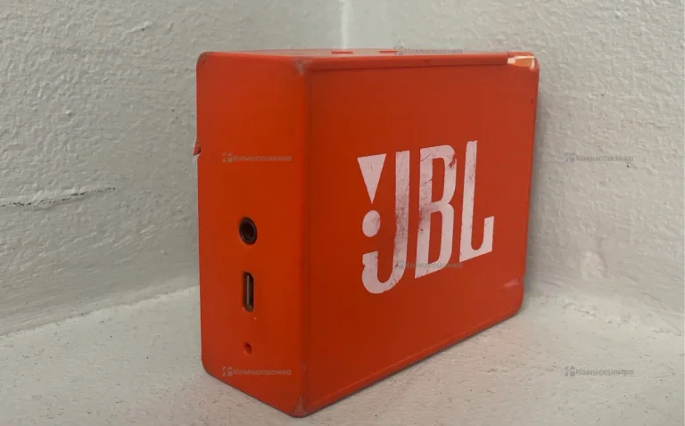 Колонка  JBL GO