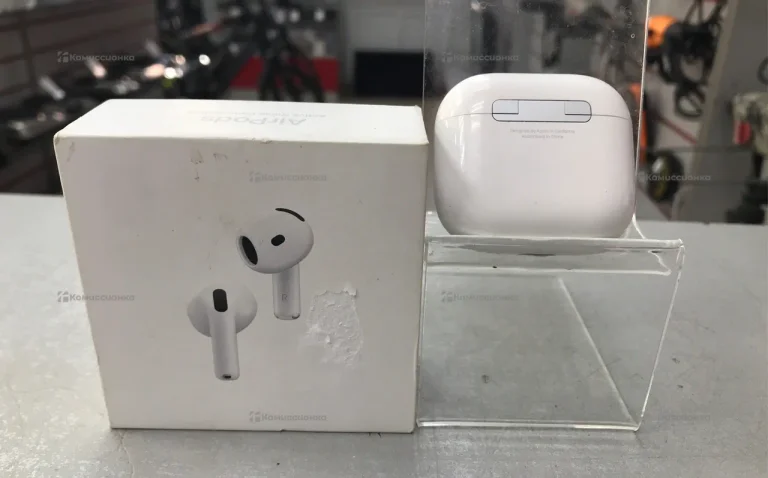 Наушники  Airpods 4