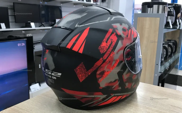 Шлем VECTOR