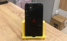 Apple iPhone 11 4/64 ГБ