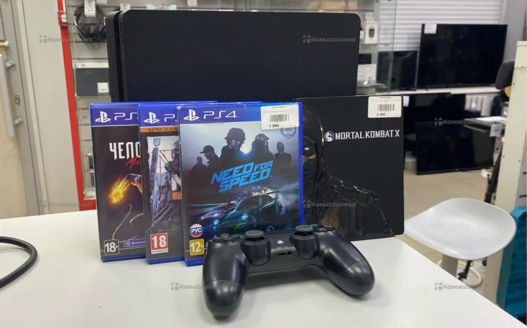 Приставка PS4 Slim +4 диска
