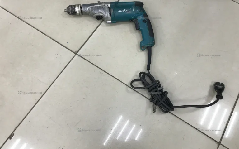 Дрель makita HP2050