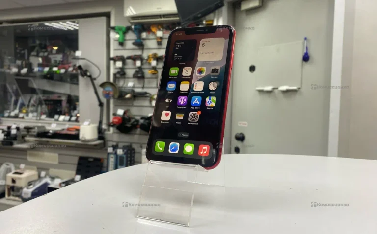 Apple iPhone 11 4/64 ГБ