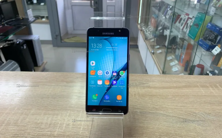 Samsung Galaxy J5 (2016) 2/16 ГБ