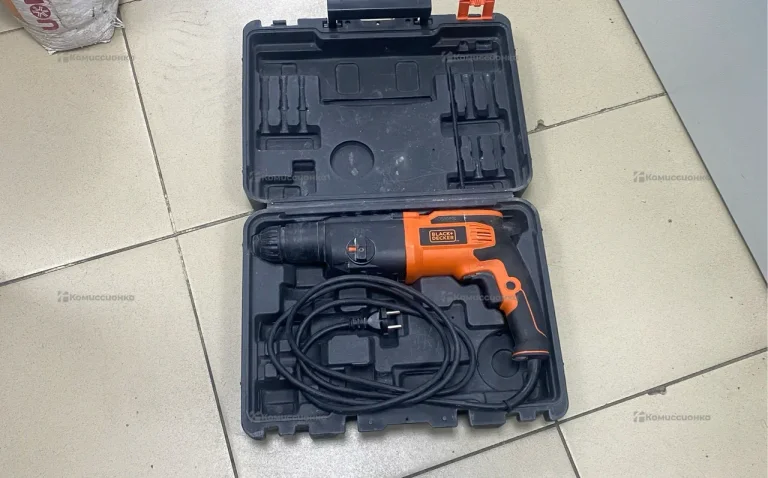 Перфоратор сетевой Black Decker BDR26k