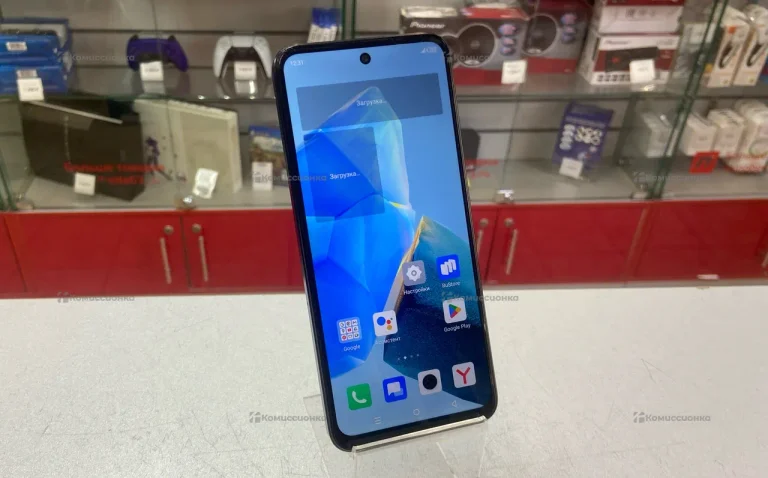 Infinix Hot 30 Play 8/128 ГБ
