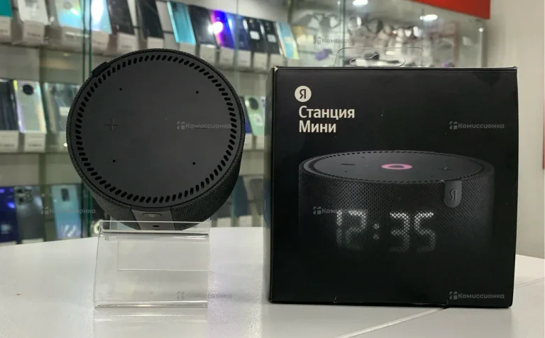 Колонка  Яндекс станция Алиса мини с часами