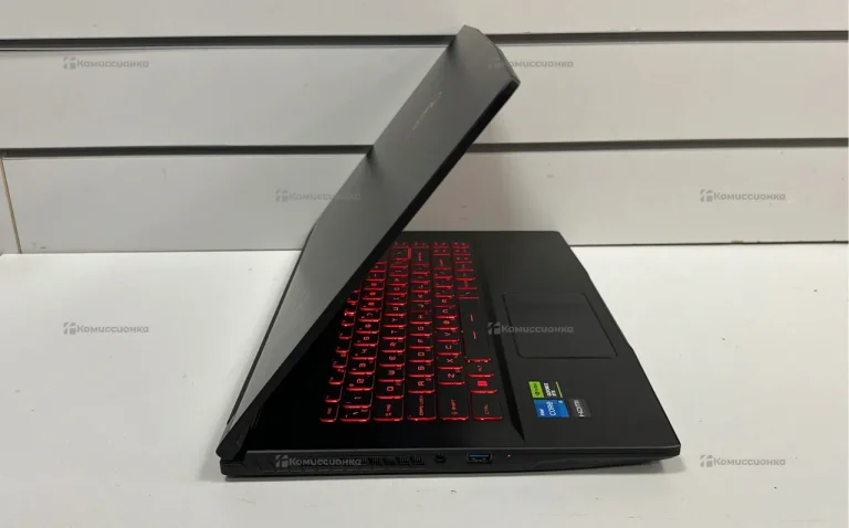Ноутбук MSI i5-12450H/RTX4050/16RAM/SSD