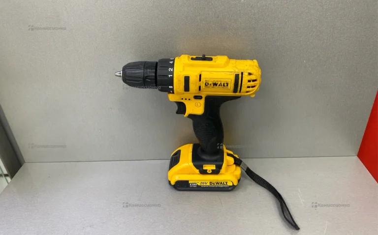 Дрель шуруповерт  DeWalt реплика