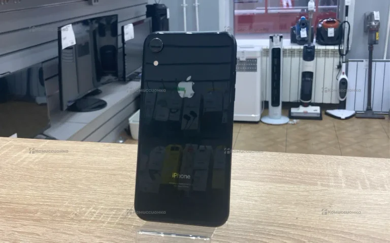 Apple iPhone XR 3/64 ГБ