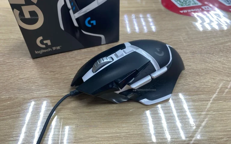 Компьютерна мышь Logitech G502