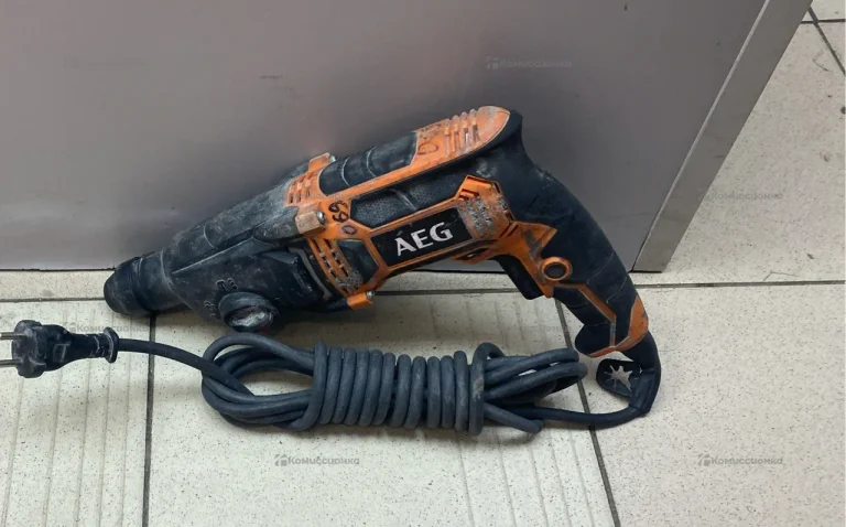 Перфоратор AEG KH 24 IE