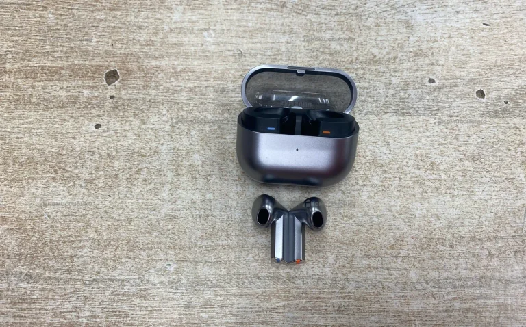 Наушники  Samsung Galaxy Buds3