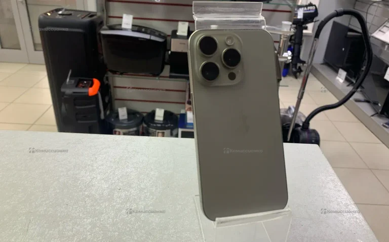 Apple iPhone 15 Pro 8/256 ГБ