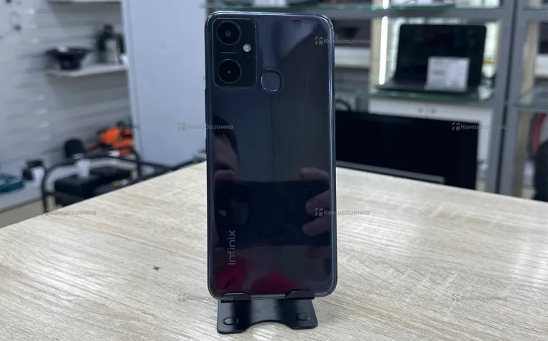 Infinix Smart 6 Plus (India) 2/64 ГБ