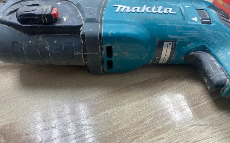 Перфоратор Makita 2470