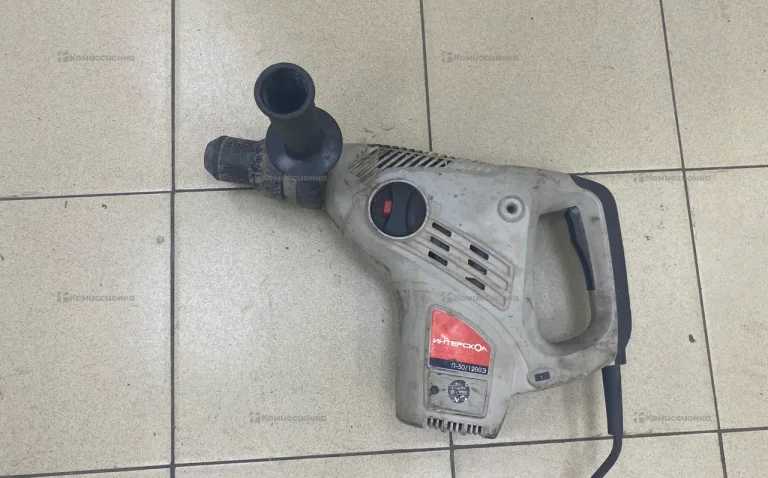 Перфоратор Интерскол П-50/1200Э