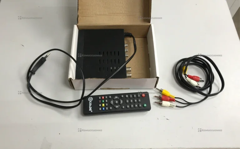 Тв приставка  Dcolor dc1401hd