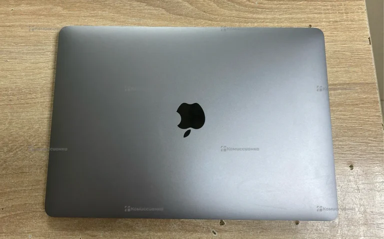 Ноутбук MacBook Air M1
