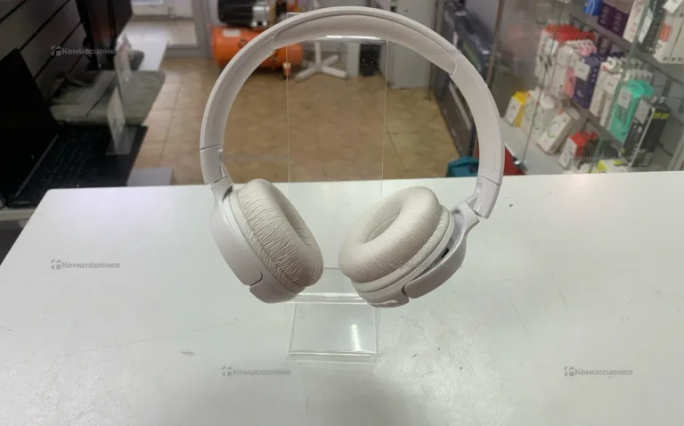 Наушники  JBL