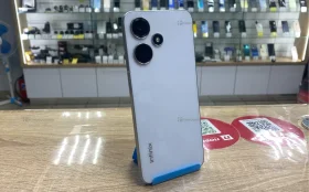 Infinix Hot 30 Play 8/128 ГБ