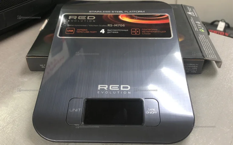 Кухонные весы red evolution