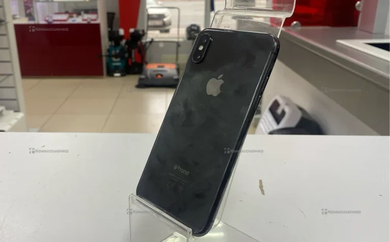 Apple iPhone X 64 ГБ