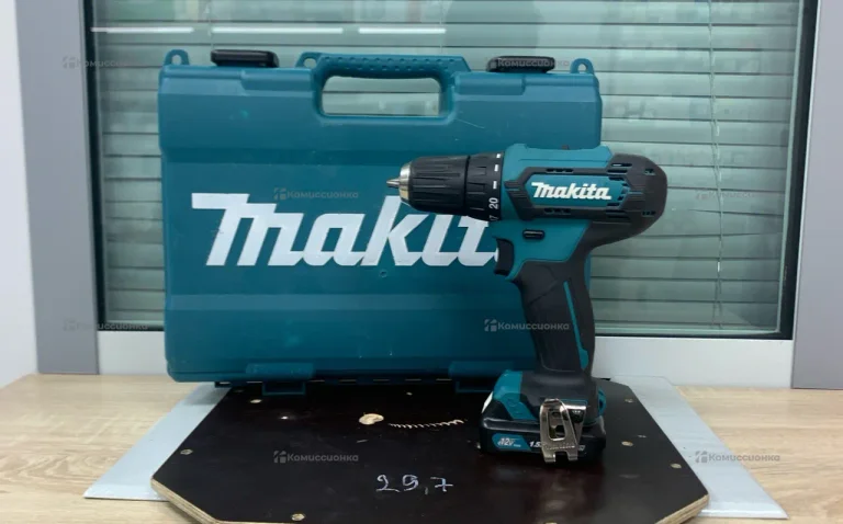 Аккумуляторная дрель-шуруповерт Makita DF333DWAE