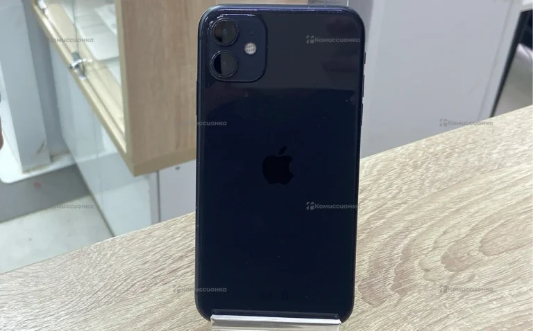 Apple iPhone 11 4/128 ГБ
