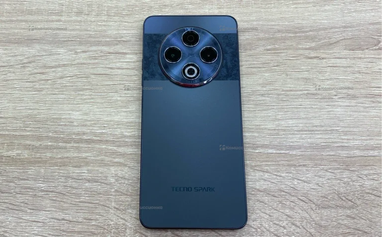 Tecno Spark 30 8/256 ГБ
