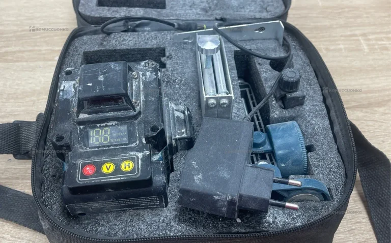 Лазерный уровень Hilda 4d