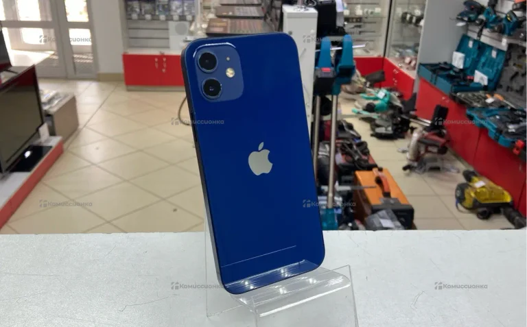 Apple iPhone 12 64 ГБ